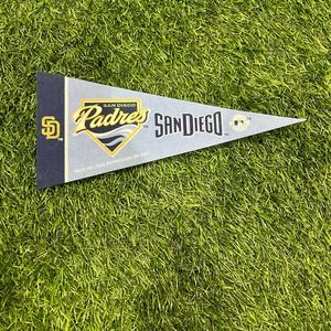 MLB San Diego Padres Mini 9 Inch Pennant